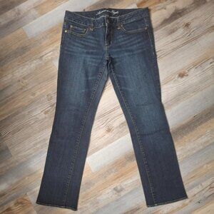 Women's American Eagle Straight Stretch Dark Wash Jeans Size 8 Short